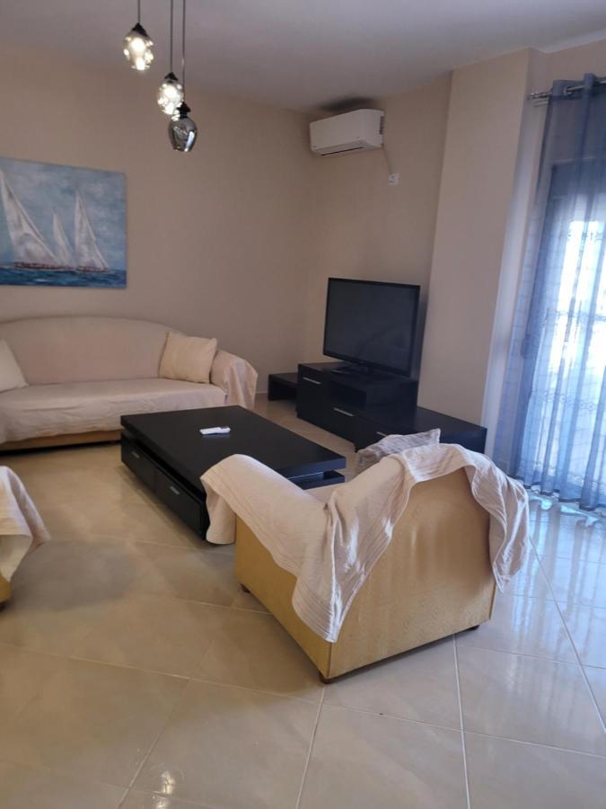 Marina Apartment Saranda Dış mekan fotoğraf