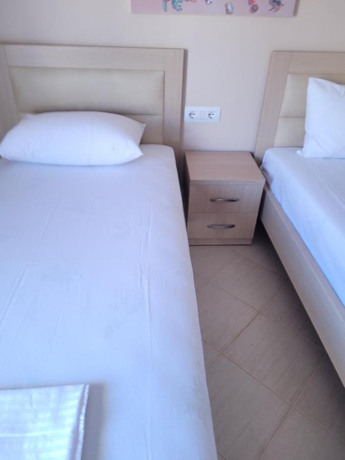 Marina Apartment Saranda Dış mekan fotoğraf