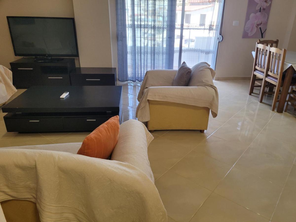 Marina Apartment Saranda Dış mekan fotoğraf