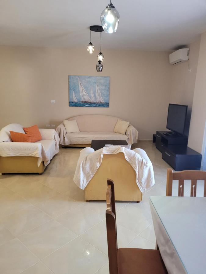 Marina Apartment Saranda Dış mekan fotoğraf